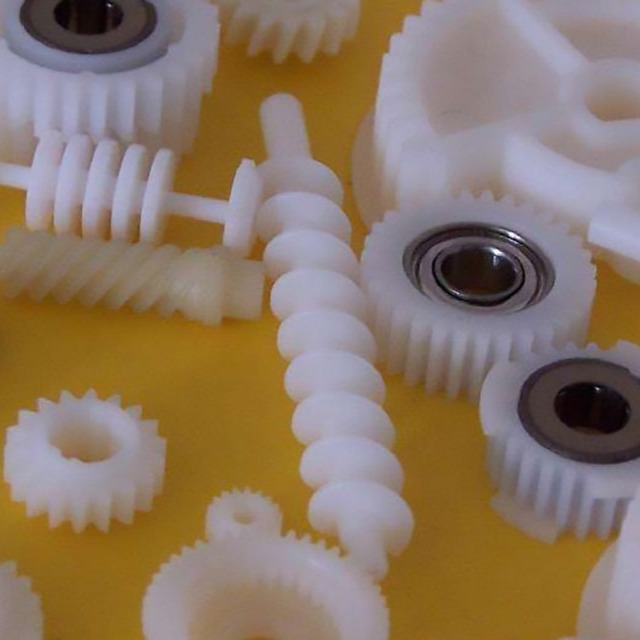 提高塑料的耐磨性，选择什么填充物好呢？